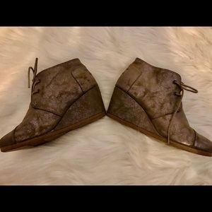 TOMS booties
